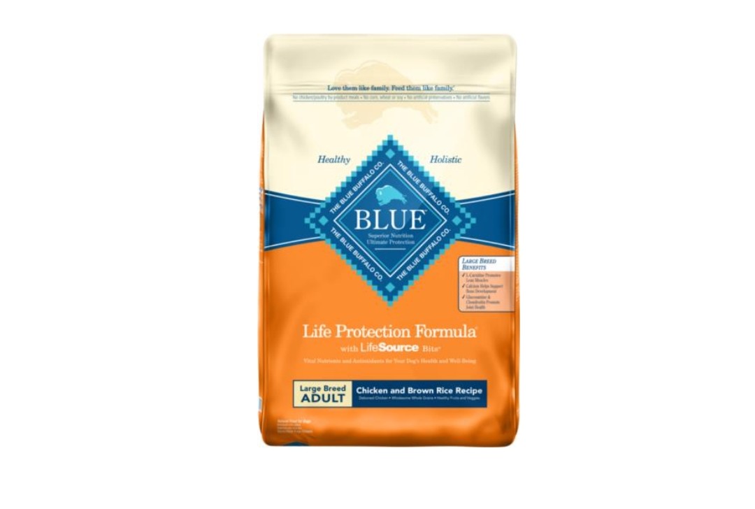 Blue Buffalo Large Breed Dog Chicken and Brown Rice 30 lbs