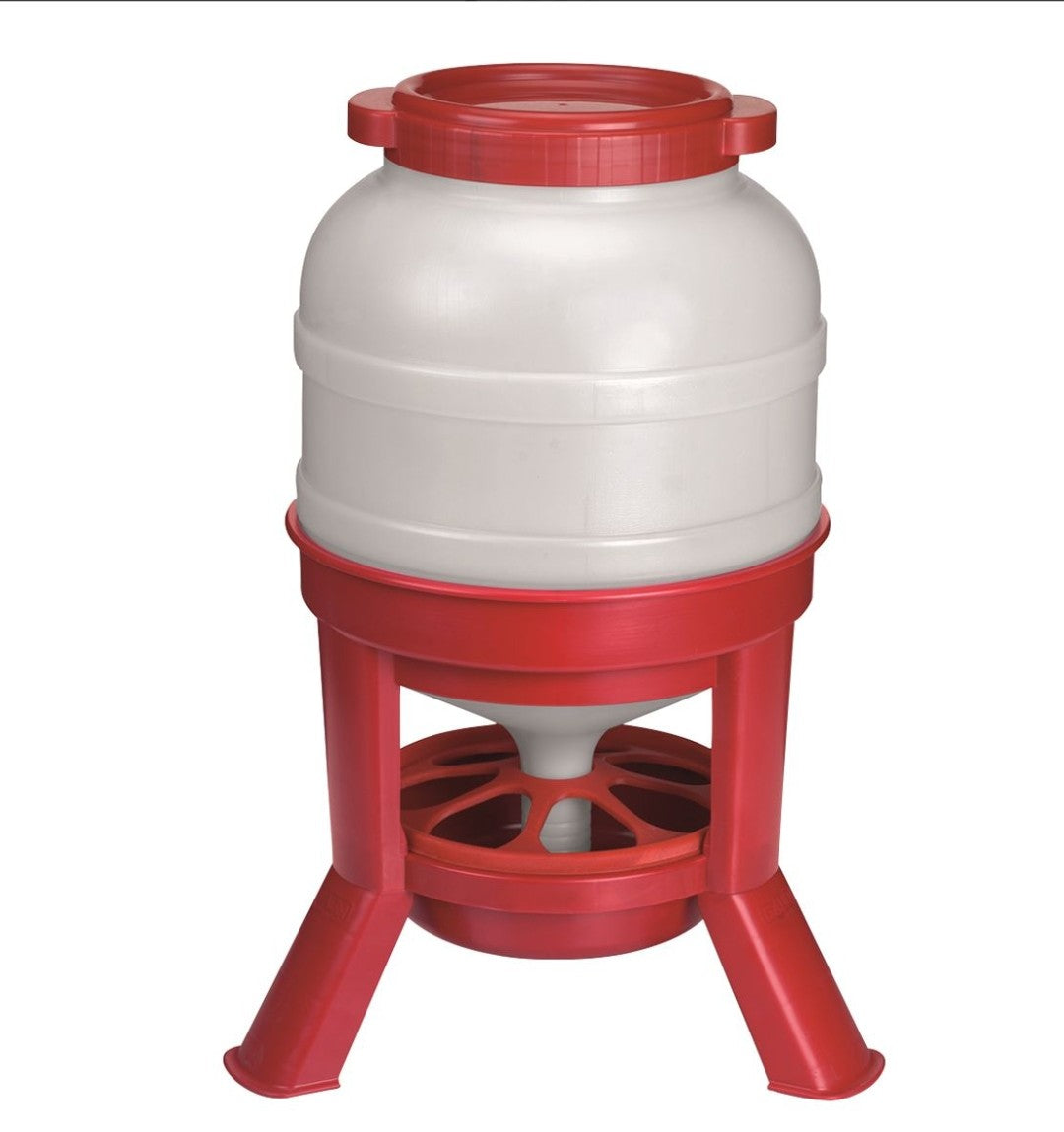 Plastic Dome Poultry Feeder 45 lbs